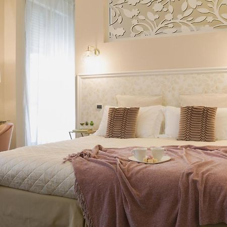 Accanto Al Centro B&B Prato  Dış mekan fotoğraf